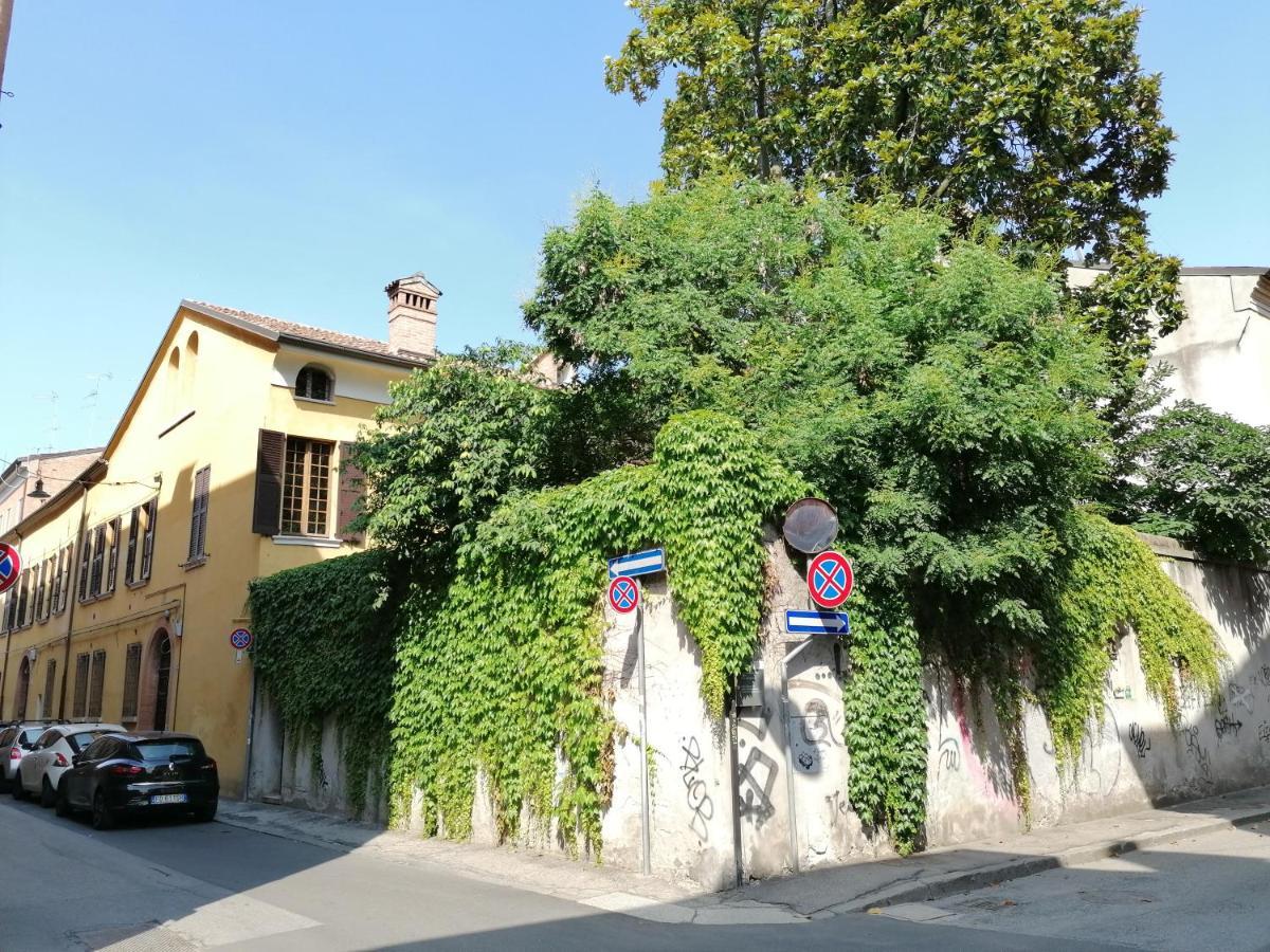 Magnolia Garden Loft Lägenhet Ferrara Exteriör bild